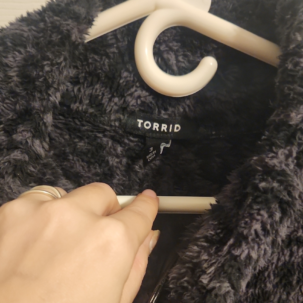 Torrid Black Leopard Print Jacket - image 2